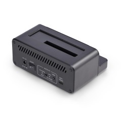 StarTech.com M.2 NVMe to 2.5/3.5" SATA